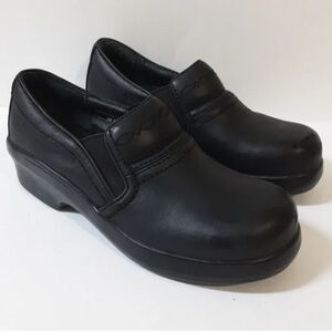Leather Muller shoes and clogs